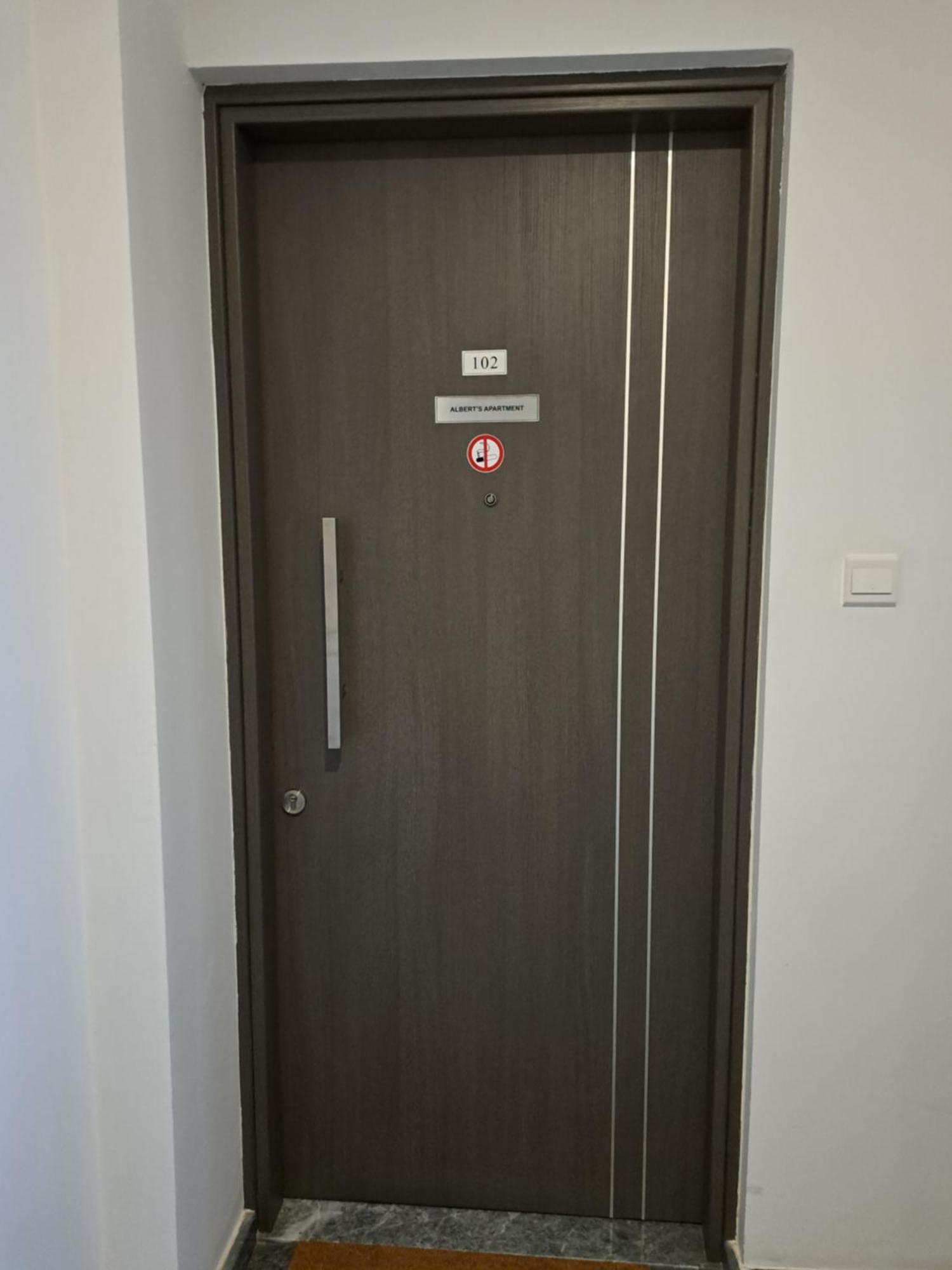 Albert'S Apartment St Lazarus 402 B - First Floor Larnaca Exterior photo