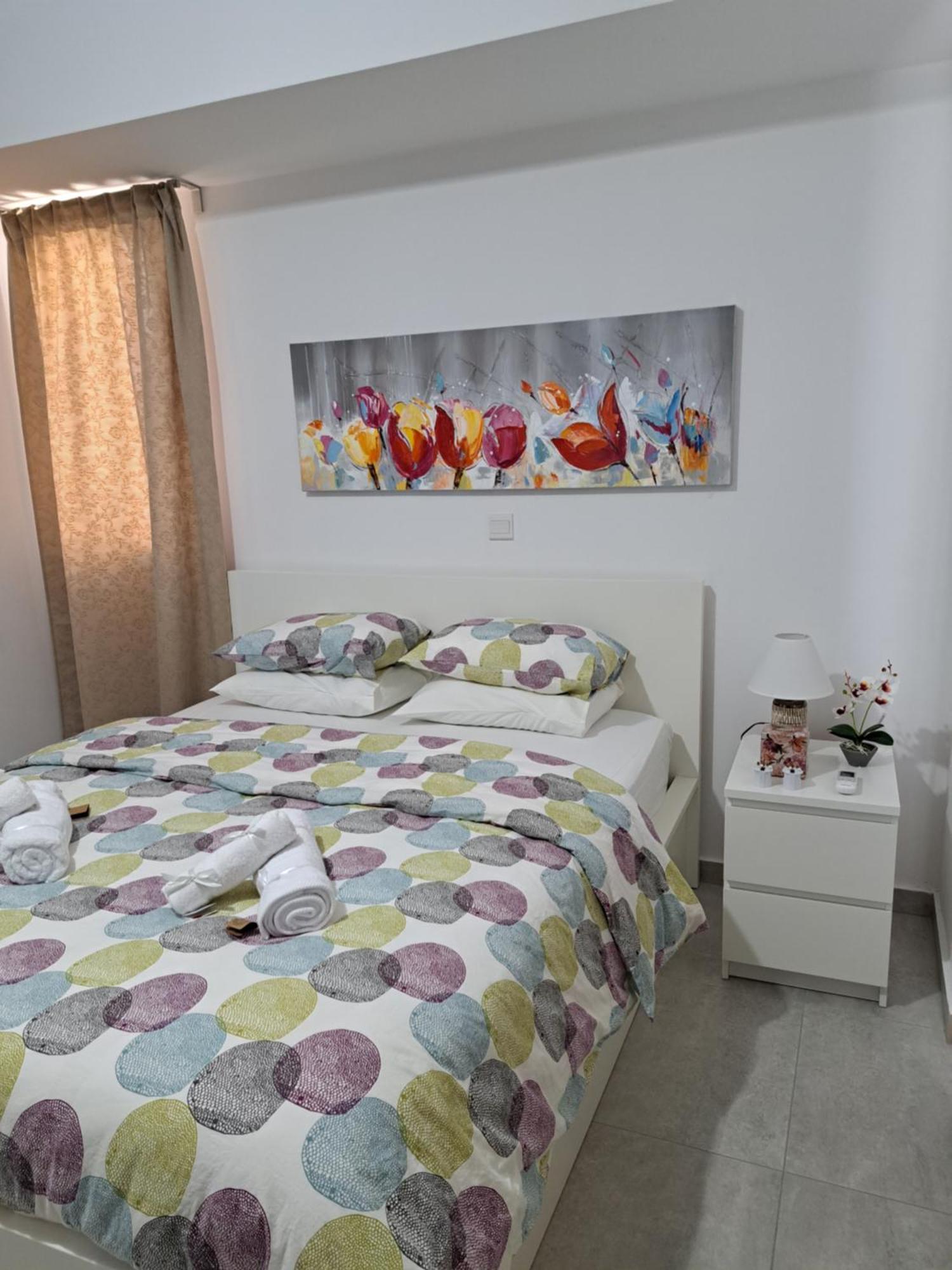 Albert'S Apartment St Lazarus 402 B - First Floor Larnaca Exterior photo